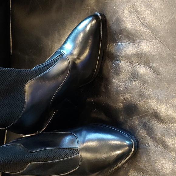 Universal Standard Porto Ankle Boots Size 6 - Picture 3 of 5